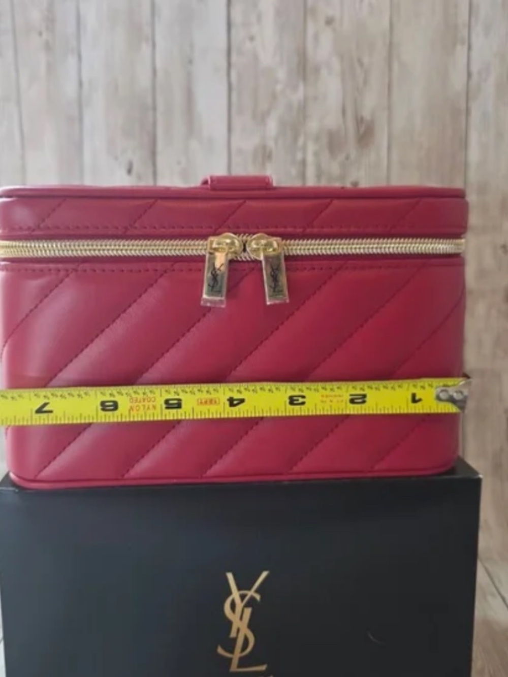 ❤️✨YSL Beauty Premium Vanity Rouge Case | Quilted Red | New in Box✨AUTHENTIC - Picture 2 of 12